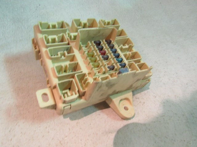 2002 Lexus IS300 Instrument Panel Fuse Block