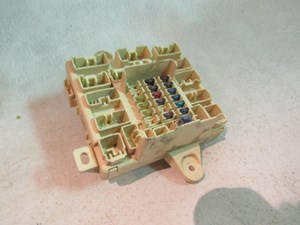 2002 Lexus IS300 Instrument Panel Fuse Block