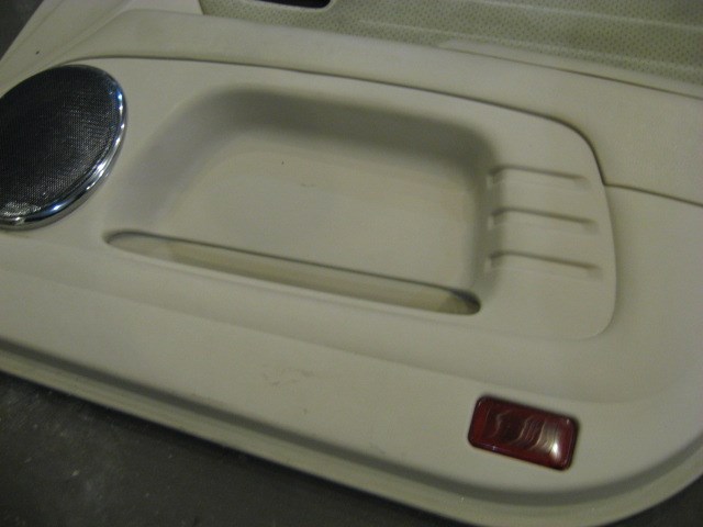 2002 Lexus IS300 RH Front Door Panel