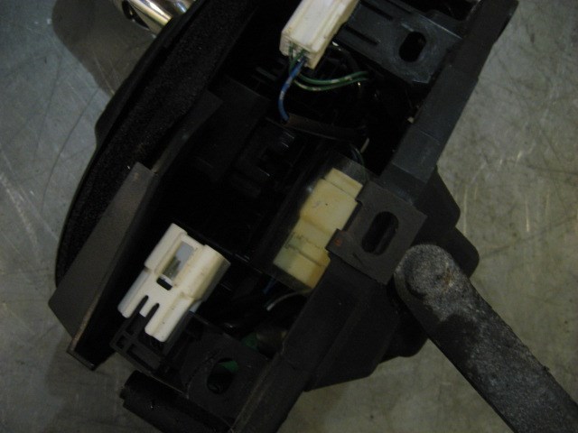 2002 Lexus IS300 Shifter Assembly w/Shift knob