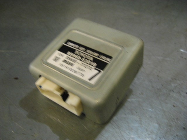 2002 Lexus IS300 Head Light Leveling Module