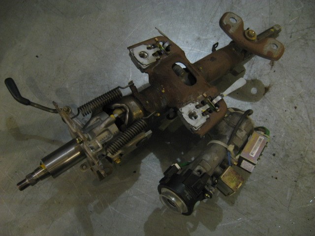 2002 Lexus IS300 Steering Column With Modules