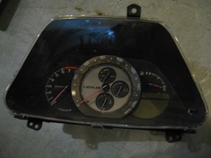 2002 Lexus IS300 Instrument Cluster