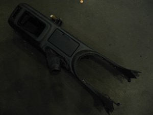 2002 Lexus IS300 Center Console With Other Components 