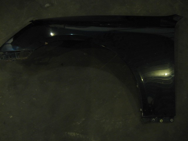2004 Infiniti G35 Sedan Front LH Fender
