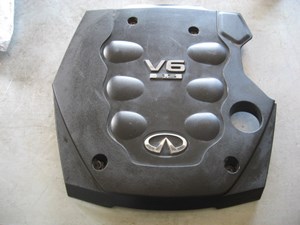 2004 Infiniti G35 Engine Cover