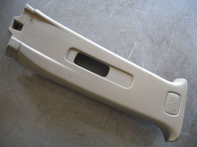 2004 Infiniti G35 RH Upper B Pillar Trim