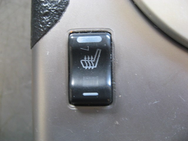 2004 Infiniti Center Console Shift Panel Assembly