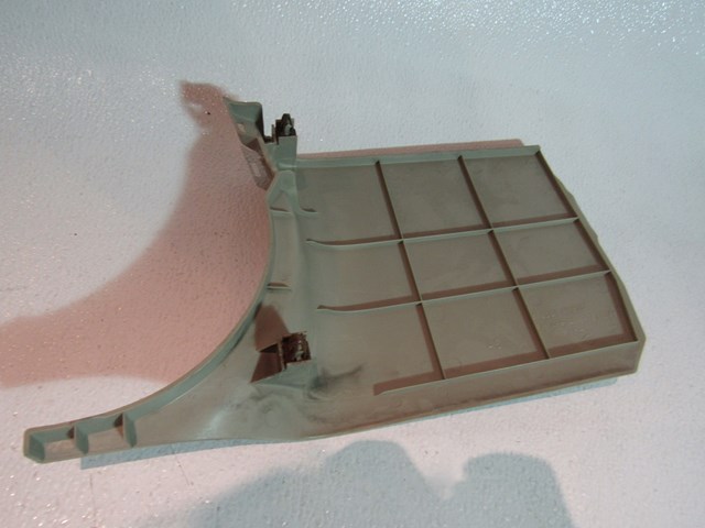 2004 Infiniti G35 Sedan RH Kick Panel 66900 AM600