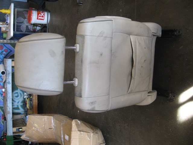 2002 Lexus IS300 RH Front Seat