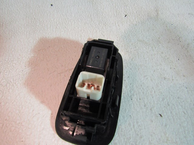 2002 2003 Lexus IS300 RH Rear Door Switch
