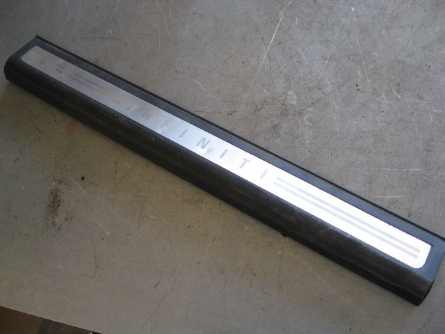 2004 Infiniti G35 Sedan Front RH Door Sill Kick Plate OEM