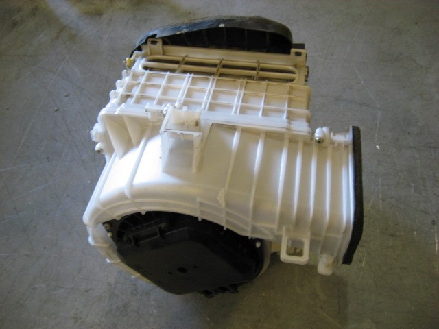 2004 Infiniti G35 Blower Motor Assembly