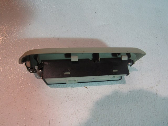 2004 Infiniti G35 Sedan Front RH Door Switch