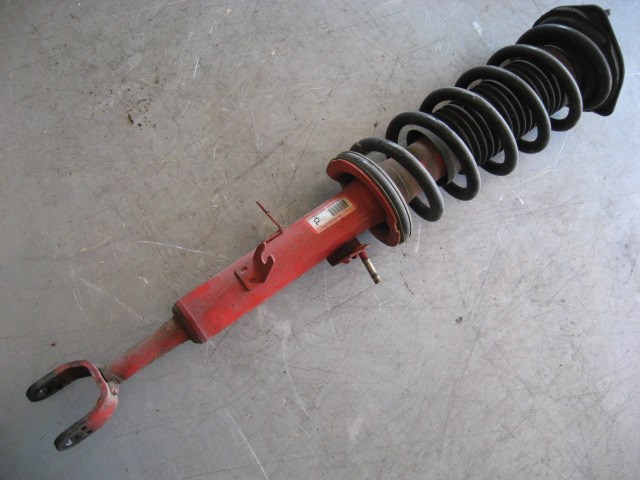 2004 Infiniti G35 Front LH Strut