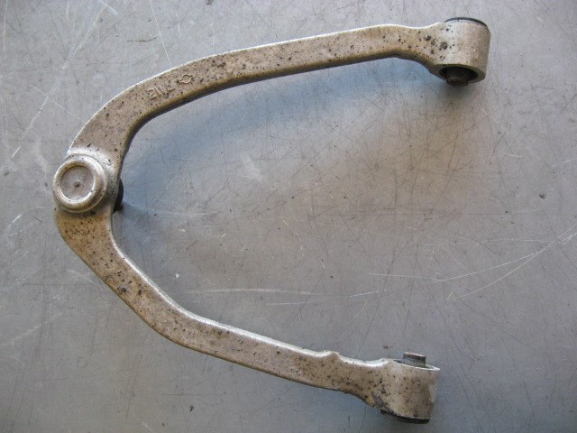2004 Infiniti G35 Front LH Upper Control Arm