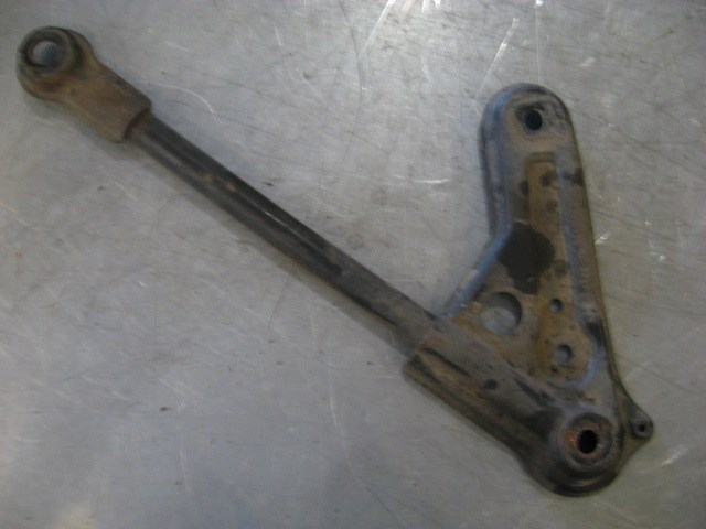 2004 Infiniti G35 Front RH Crossmember Brace