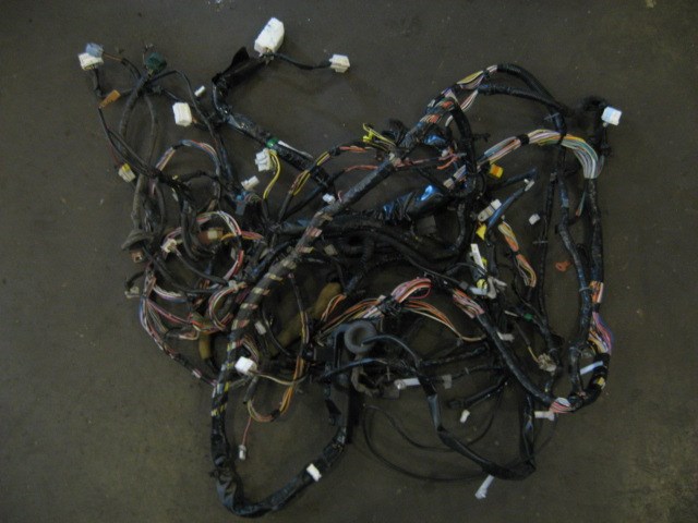 2004 Infiniti G35 Body Wire Harness 24014-AC307