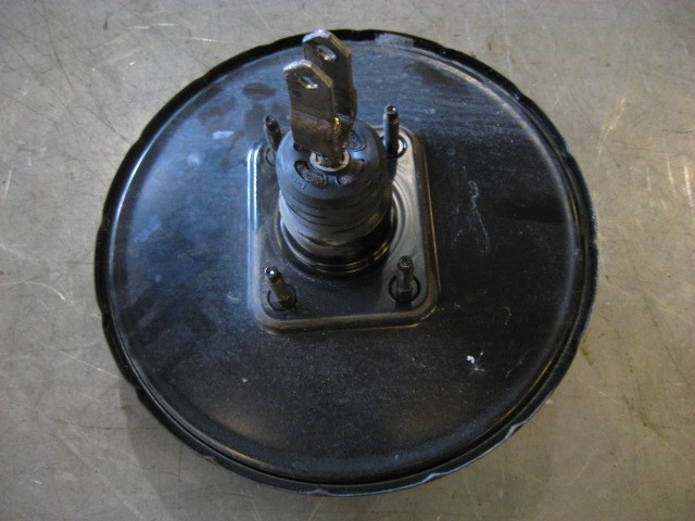 2004 Infiniti G35 Brake Booster