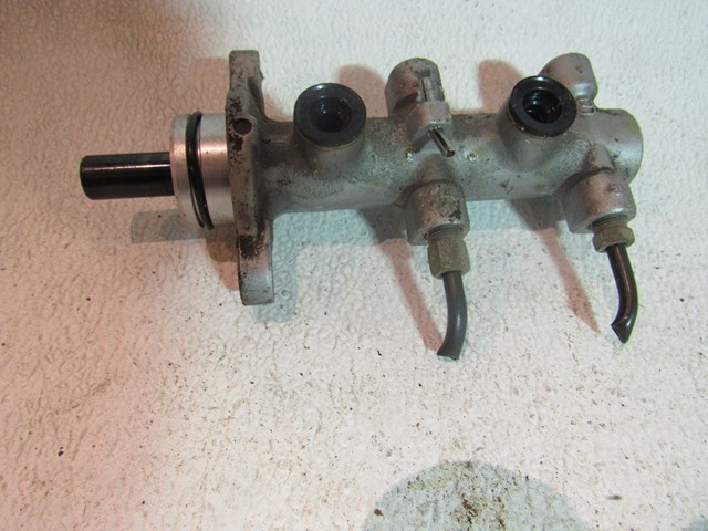 2004 Infiniti G35 Brake Master Cylinder