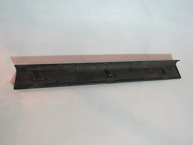 2003-2004 Infiniti G35 Sedan Front LH Door Sill Kick Plate OEM