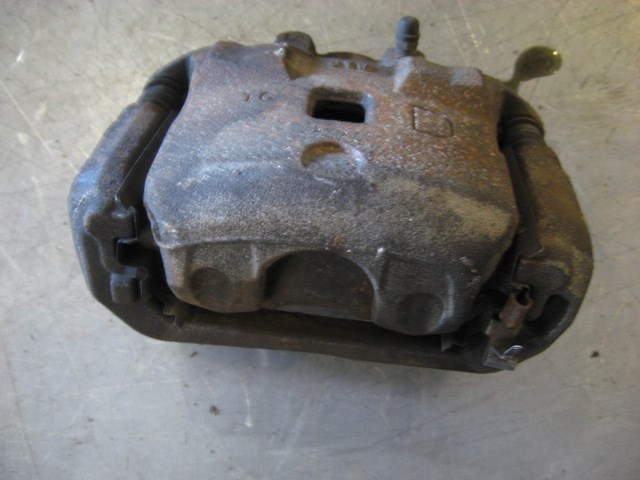 2004 Infiniti G35 Front LH Brake Caliper