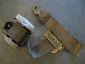 2004 Infiniti G35 Rear Seat Belt
