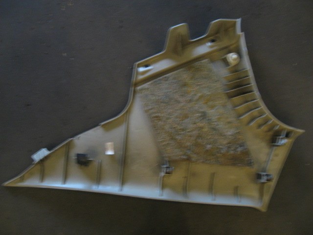 2004 Infiniti G35 Sedan LH Rear C Pillar Panel