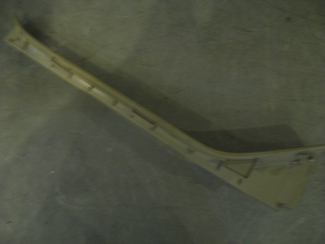 2004 Infiniti G35 LH Rear Inner Door Sill Kick Plate