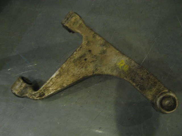 2004 Infiniti G35 RH Rear Upper Control Arm