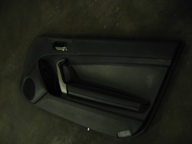 2013 Subaru BRZ RH Door Panel With Switches