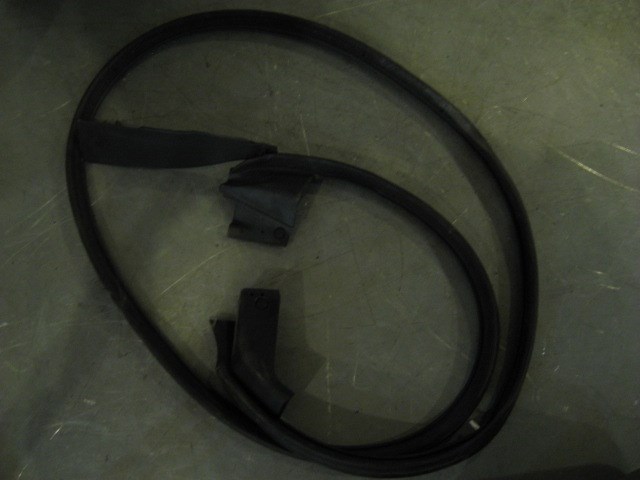 2013 Subaru BRZ RH Door Seal On Door