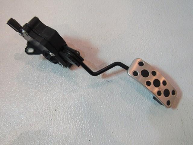 2013 Subaru BRZ Gas Pedal 36010CA070
