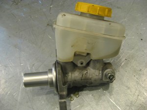 2013 Subaru BRZ Brake Master Cylinder And Reservoir