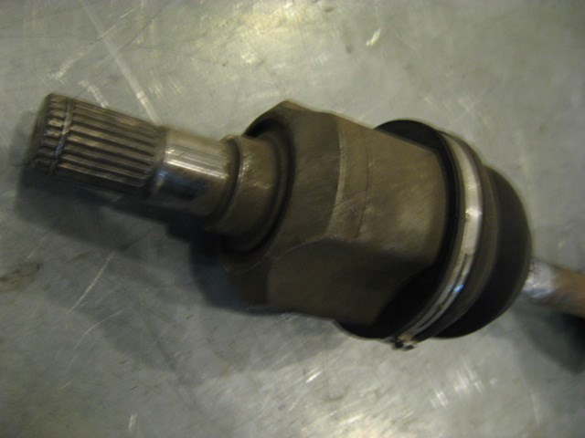1997 Mitsubishi Eclipse Spyder Front RH Axle 2.4L AT