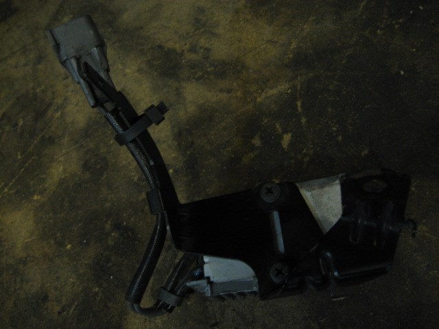 2002 Lexus IS300 Fuel Pump Resistor