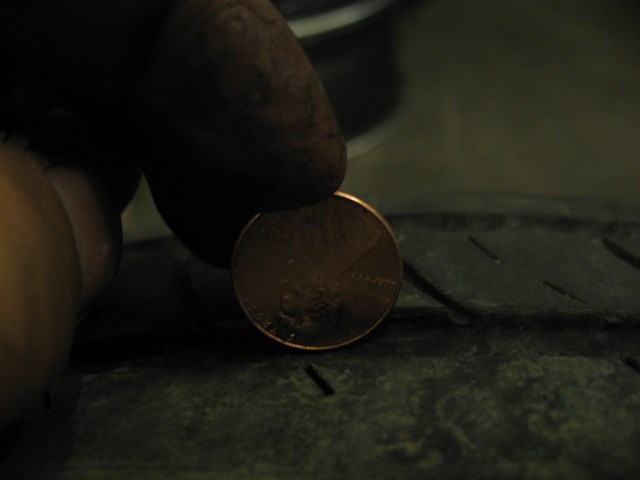 2002 Lexus IS300 Kumho Solus 215/45R17