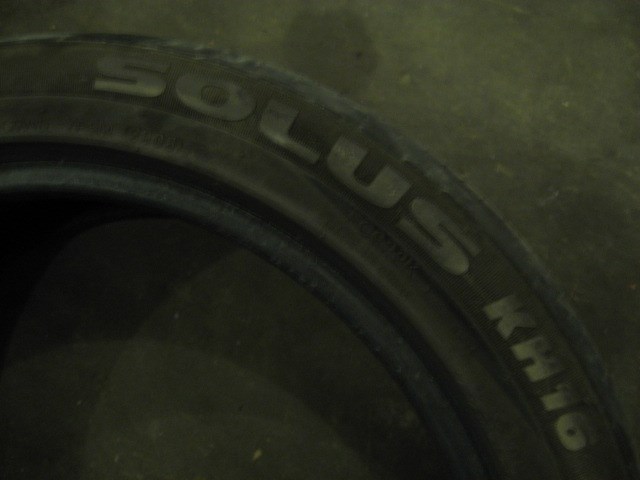 2002 Lexus IS300 Kumho Solus 215/45R17