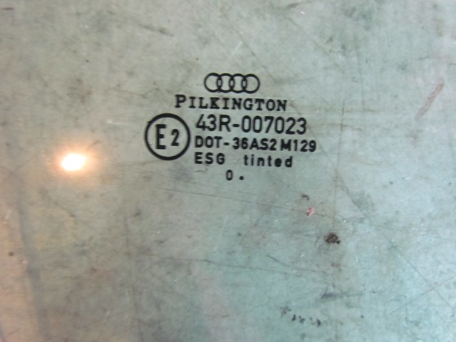 2004 Audi A4 RH Passenger Front Door Glass