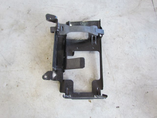 2001 Audi A4 Avant Tool Kit Mounting Bracket 8D9 011 247