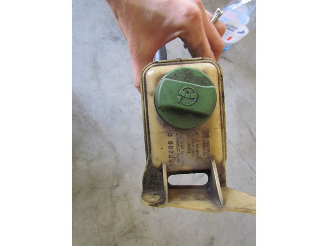 2001 Audi A4 B5 Avant Power Steering Fluid Reservoir