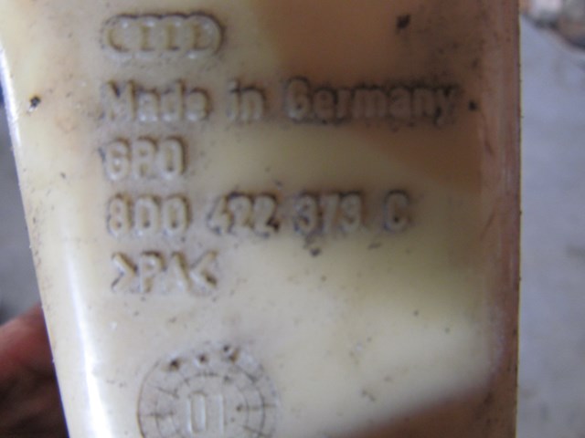 2001 Audi A4 B5 Avant Power Steering Fluid Reservoir