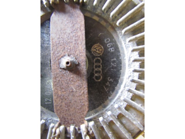 2001 Audi A4 B5 Mechanical Fan Clutch OEM 068121347