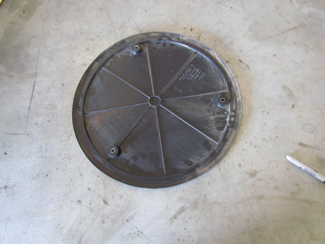 2001 Audi A4 B5 Avant Fuel Charcoal Canister Cover 4A0 201 814 A