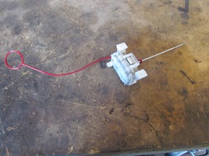 2001 Audi A4 B5 Avant Fuel Door Actuator 8D0 862 153