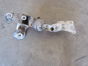 2001 Audi A4 B5 Avant LH Engine Mount Complete