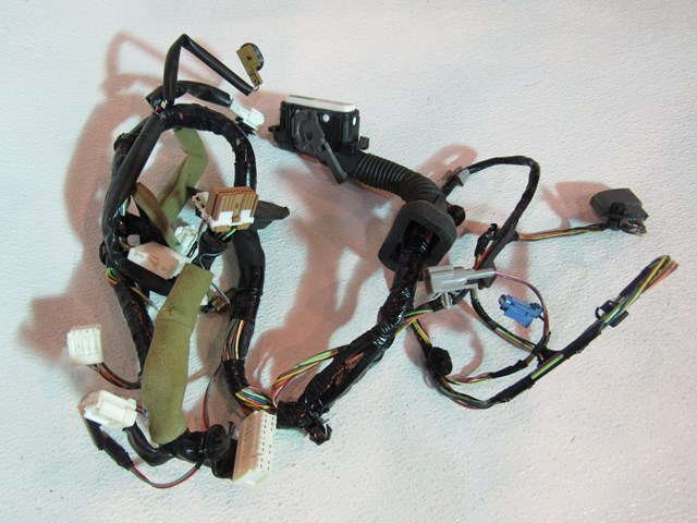 2007 Infiniti G35 Sedan Front LH Driver Door Wiring 24125 JK60D