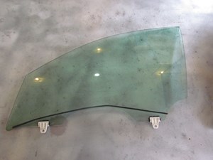 2007 Infiniti G35 Sedan Front LH Door Glass