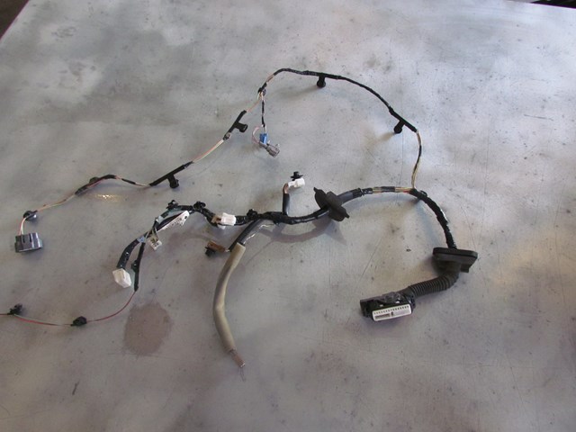 2007 Infiniti G35 Sedan Front RH Door Wire Harness 24124 JK60C