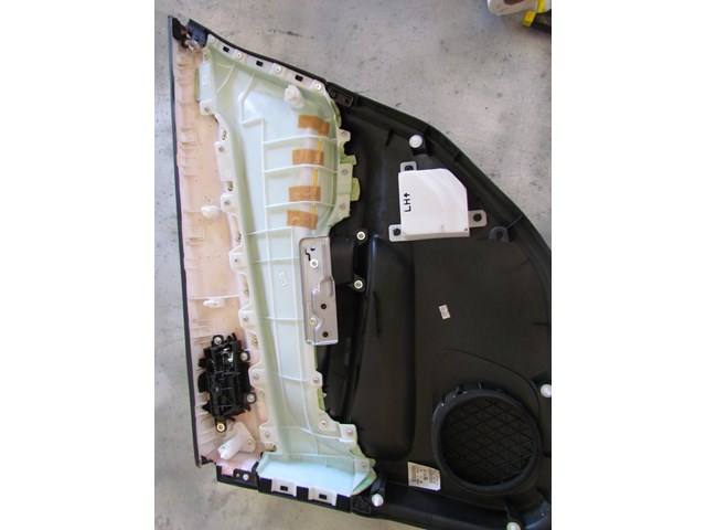 2007 Infiniti G35X Sedan Rear LH Door Panel 